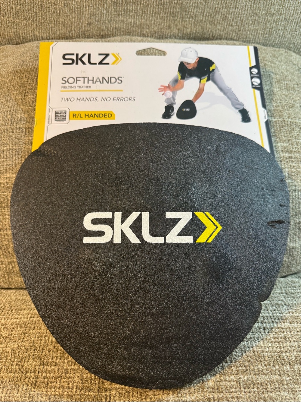 SKLZ Softhands Fielding Trainer - Black with Yellow Logo NEW